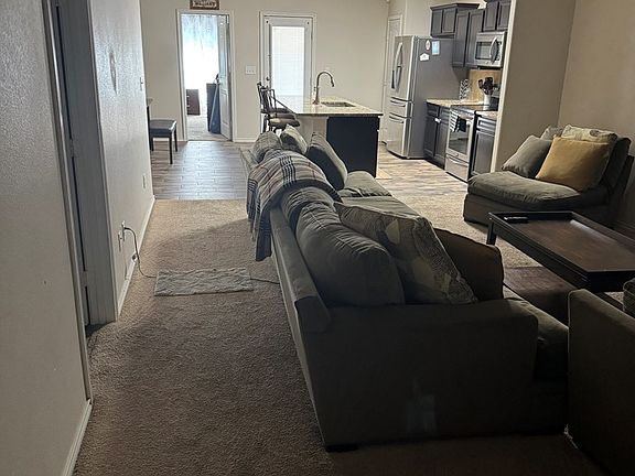 4th image of 9404 Sagebrush Ave