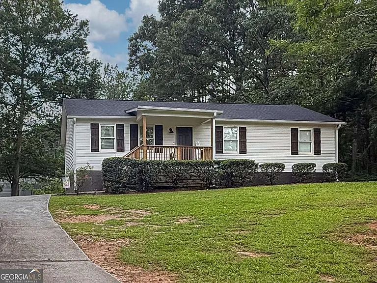 5240 Emmett Still Rd — Photo 1