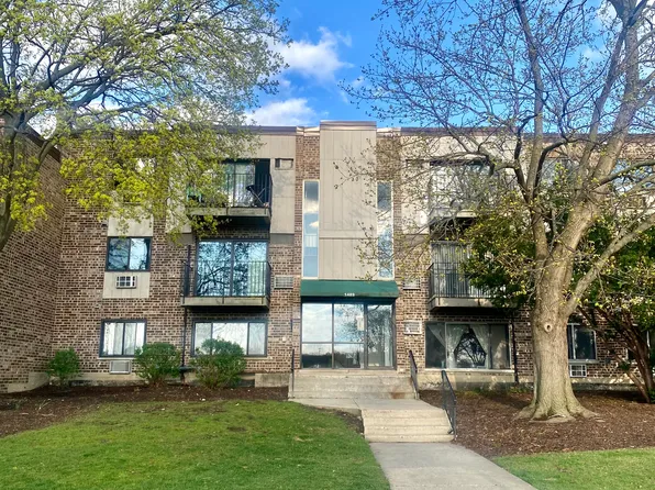 1489 N Winslowe Dr, Palatine, IL 60074