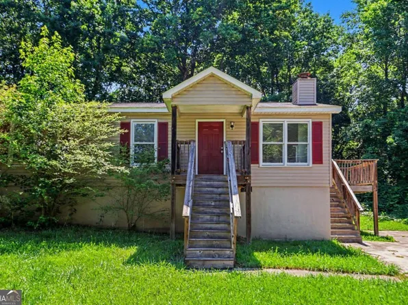 270 Knob Dr, Carrollton, GA 30116