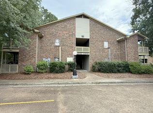 4975 Pine St NW #1, Huntsville, AL 35806
