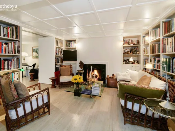 453 West 24th Street image 20 of 24