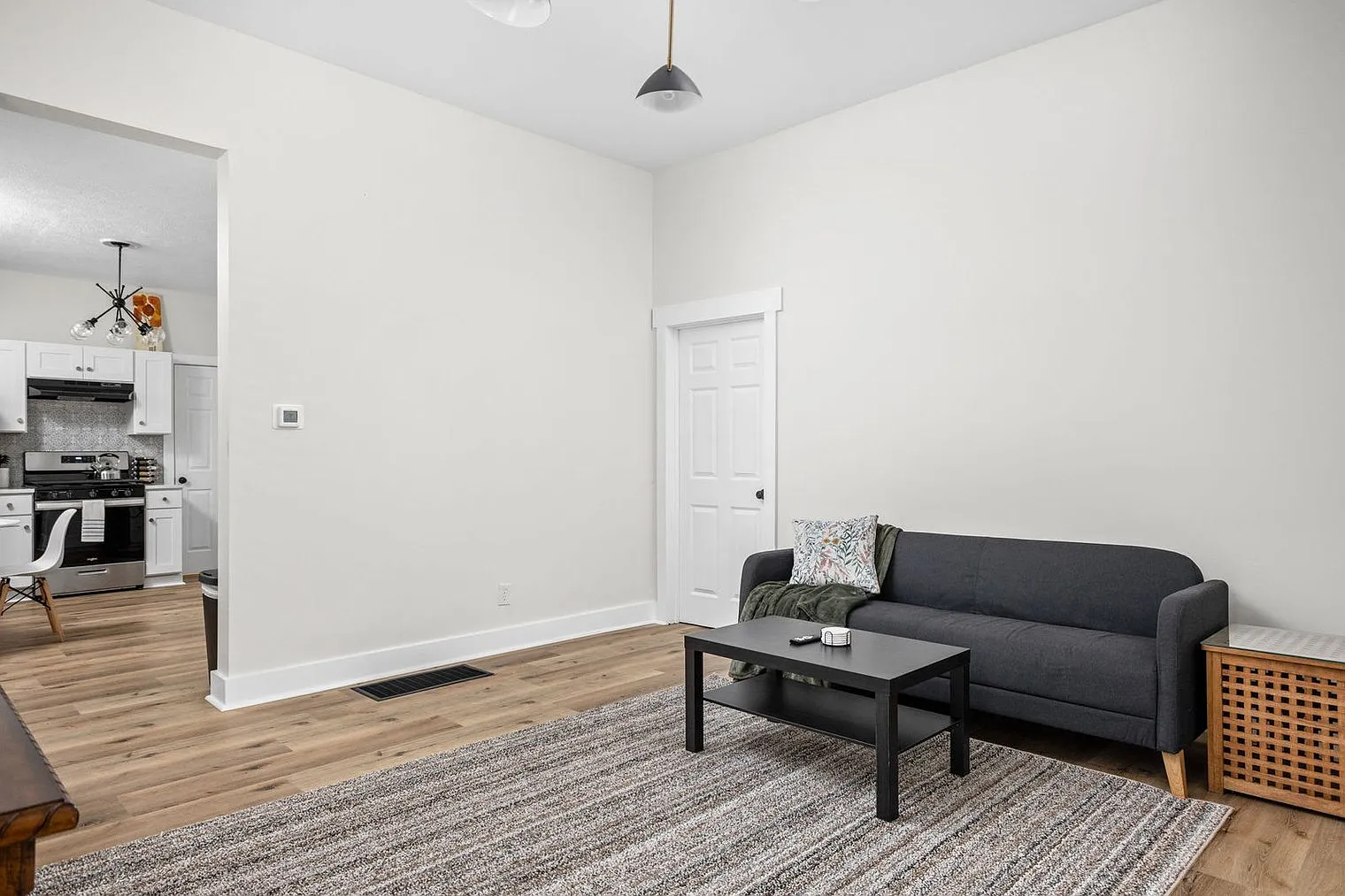 2 bed, 2.0 bath, $3,201 — Photo 2