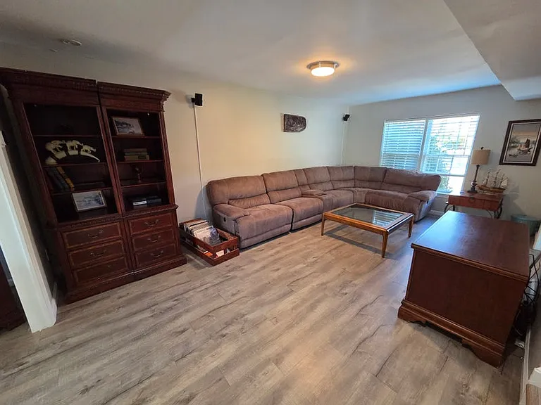 2573 Windbreak Dr — Photo 14