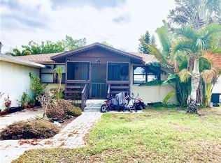 207 Shore T Rd, Nokomis, FL 34275