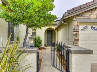 749 Grandview Dr, Auburn, CA 95603