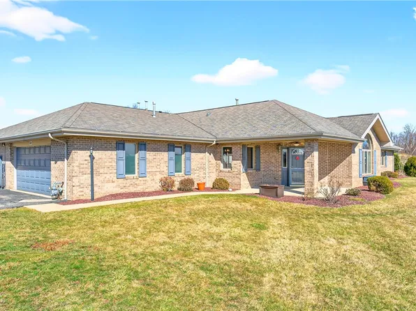 6261 Overlook Ln, Belle Vernon, PA 15012