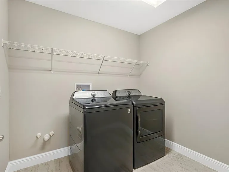 3934 Maurice Ave — Photo 25