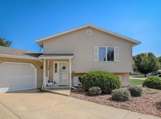 119 Karl Ave, Belleville, WI 53508