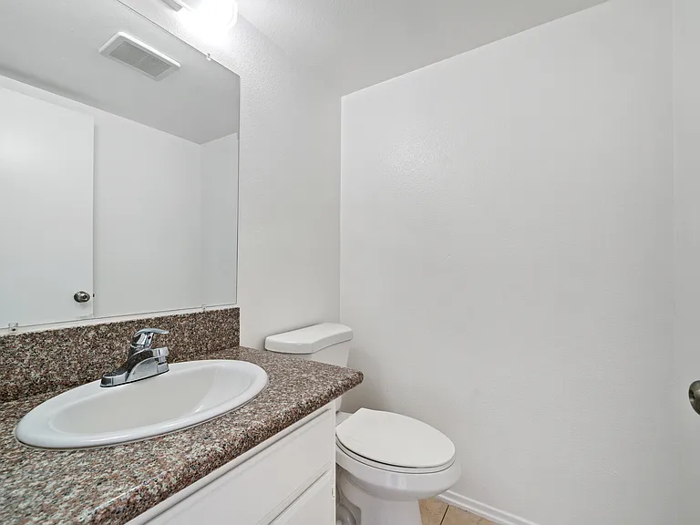732 W Dryden St #C — Photo 5