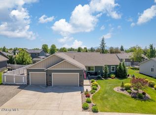 6670 W Buffalo Grass Ln, Rathdrum, ID 83858