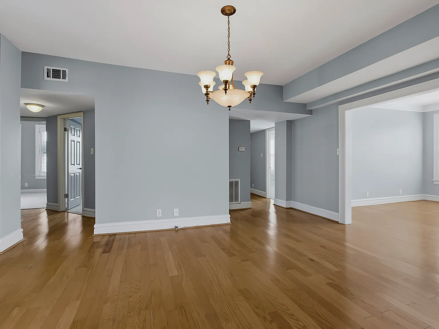 329 Belt Ave — Photo 4