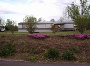 825 Oak Bluff Rd, Batesville, AR 72501