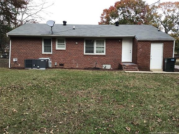 3rd image of 1932 Westhill Dr