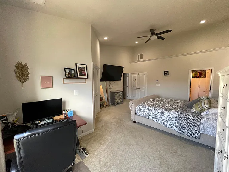 43184 Ashville Heights Sq — Photo 38