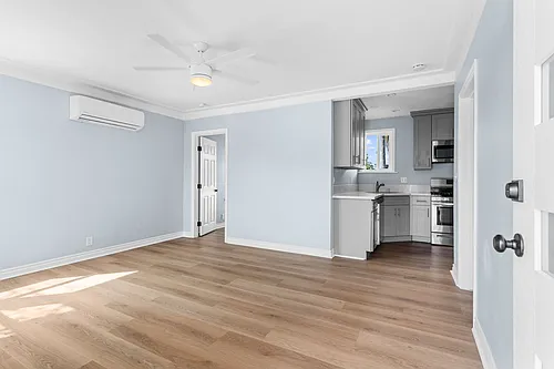 Floor plan 528 1/2