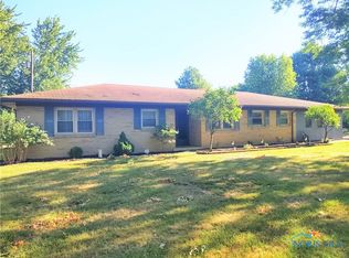 1112 Breezewood Ct, Findlay, OH 45840