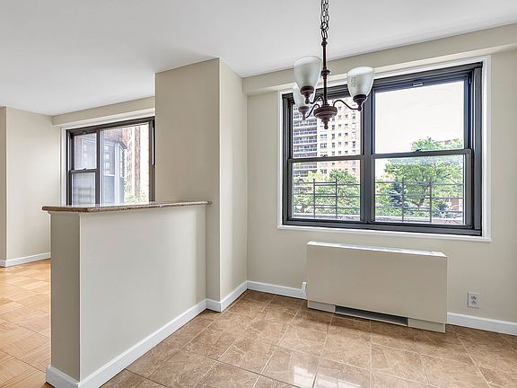 4th image of 7025 Yellowstone Blvd APT 2N