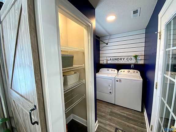 2nd image of 202 Sweet Bay Ct