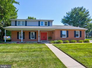 3 Blaine Ave, Leola, PA
