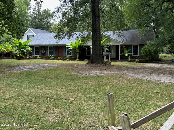 2940 Tripp Lane, Greenville, NC 27834