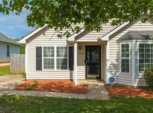 4403 Bear Ridge Ct, Greensboro, NC 27406