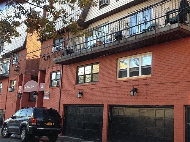 2nd image of 147 36th St #2E
