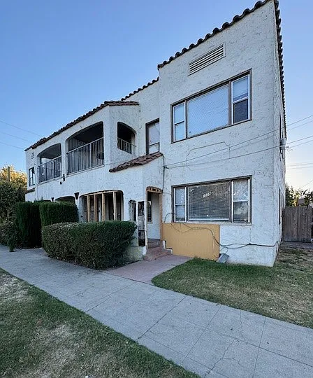 1503-1527 N Edison St — Photo 2