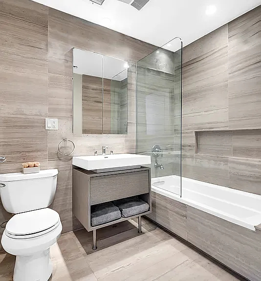 186 India St #7 — Photo 10