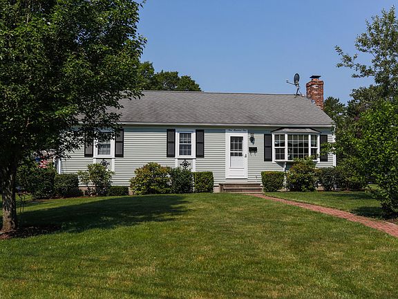 2nd image of 101 Phyllis Dr