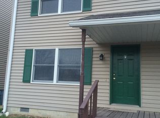 630 N North St APT H, Ladoga, IN 47954