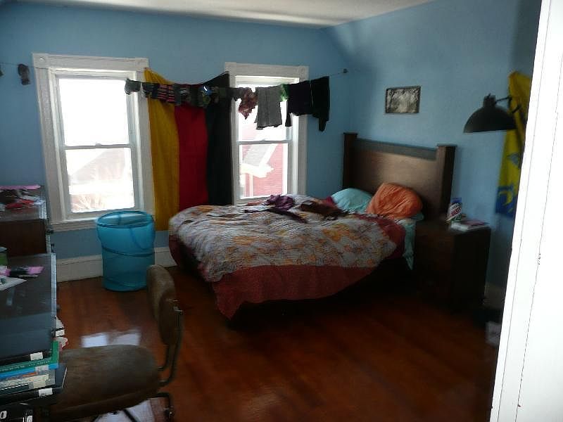 2nd image of 11 Pearson Rd #2
