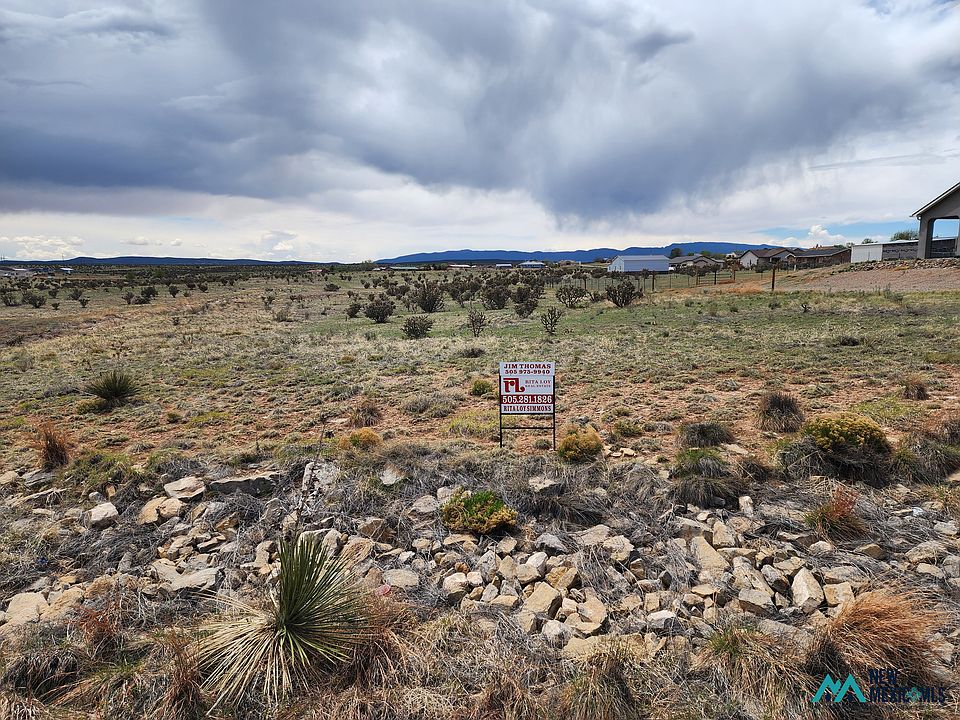 1st image of 104 Evening Star Loop #39