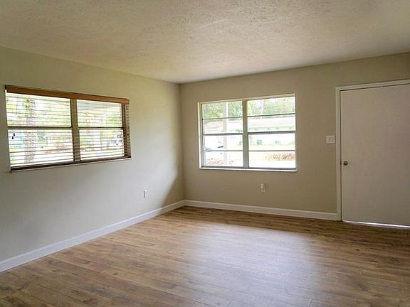 2nd image of 5027 Brookmeade Dr