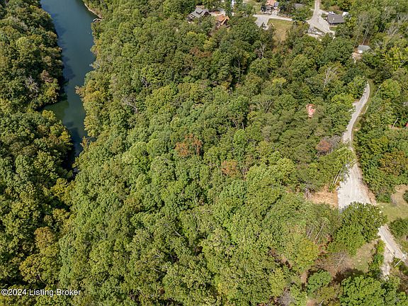 4th image of 109 Pineview Dr