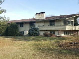3502 14th Ave, Sterling, IL 61081