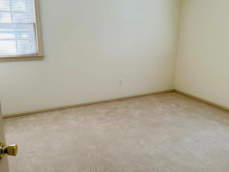 7213 Righters Mill Rd — Photo 10