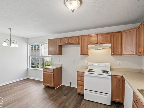 5th image of 2327 Rostock Ct