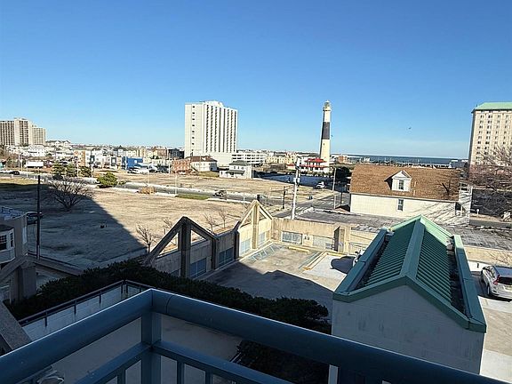 3rd image of 526 Pacific Ave APT 408