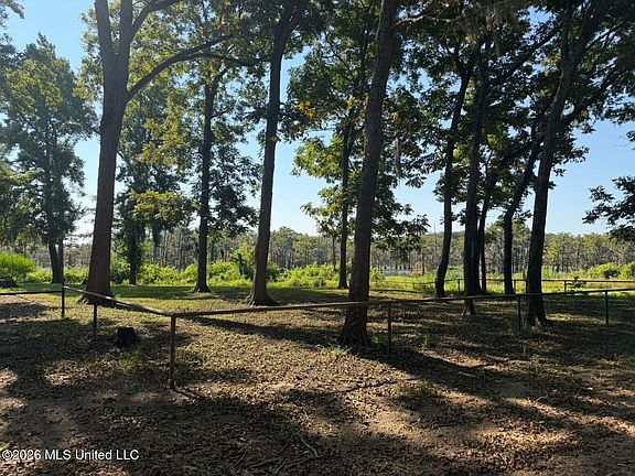 4th image of Lake Mary Rd