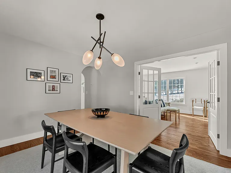5 Main Dr — Photo 21