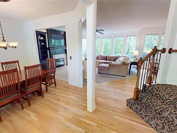 4th image of 22306 W 44th Ter