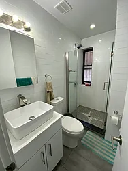 Rented by City Prime Commercial Realty 