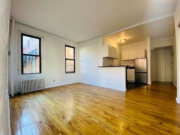 2nd image of 436 W Broadway #10