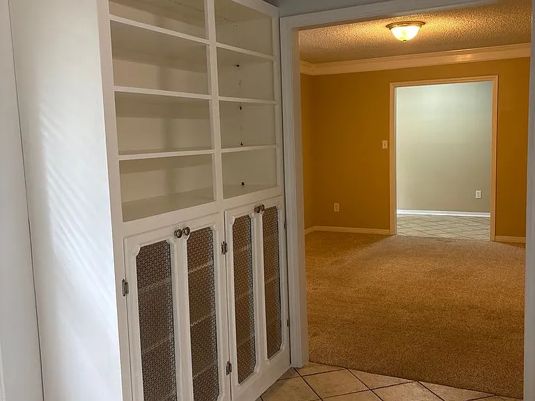 5175 Patterson Rd — Photo 18