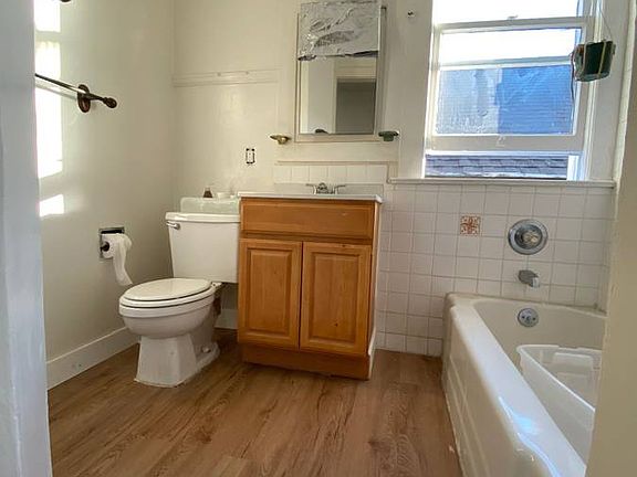 3rd image of 678 9th Ave #5
