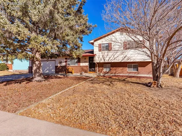 1025 Barr Ave, Canon City, CO 81212