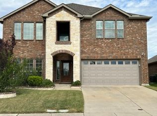 825 Golden Bear Ln, McKinney, TX 75072