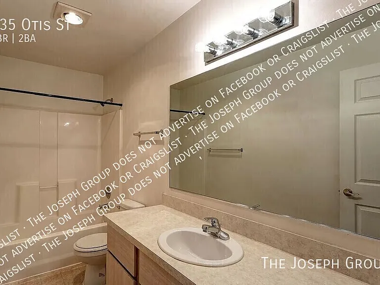 935 Otis St — Photo 11