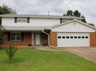 1805 Fox Ave, Moore, OK 73160